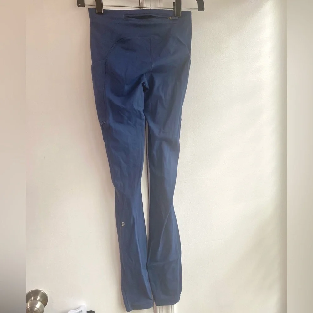 Lululemon Navy Blue Athletic Pants Leggings Size 2